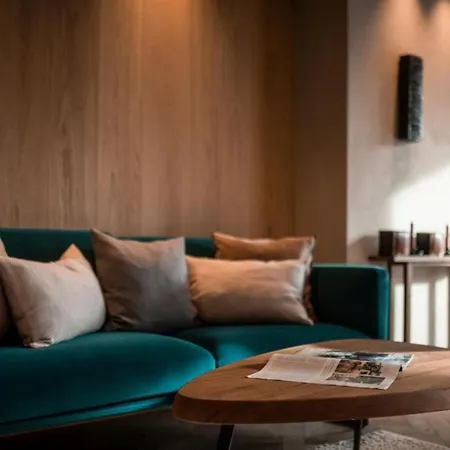 Luxurious For Small Groups Of Family And Friends